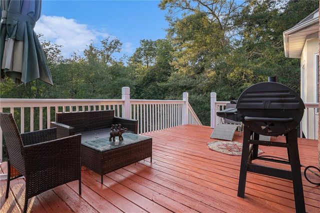 1523 Bent River Circle, Mcdonough, GA 30252