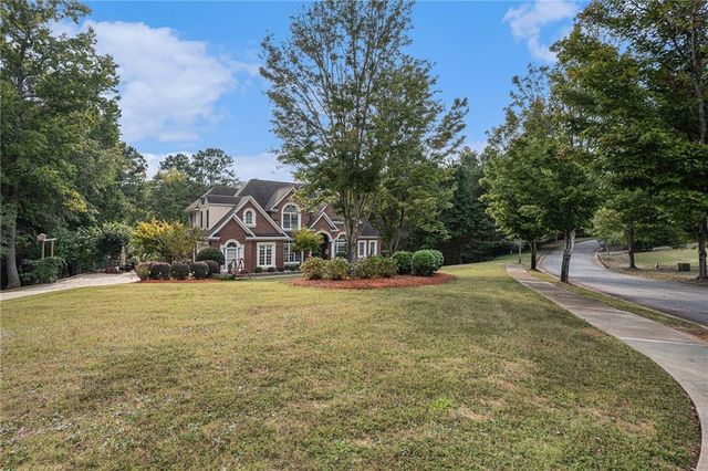 1523 Bent River Circle, Mcdonough, GA 30252