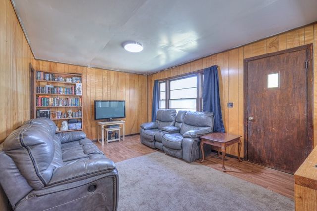 300 Broad St, Wartrace, TN 37183