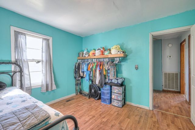 300 Broad St, Wartrace, TN 37183