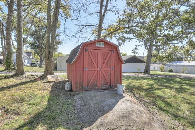 300 Broad St, Wartrace, TN 37183