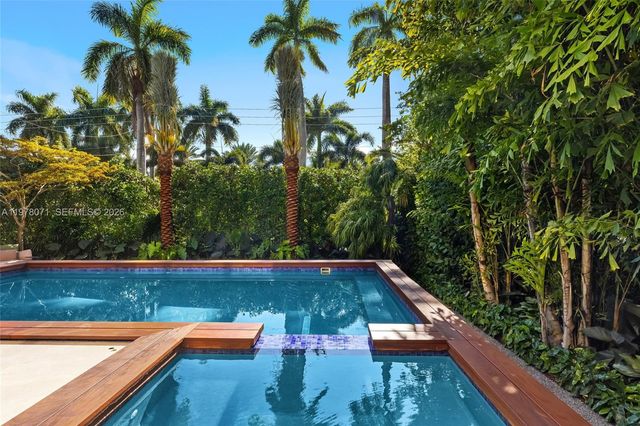 5701 N Bay Road, Miami Beach, FL 33140