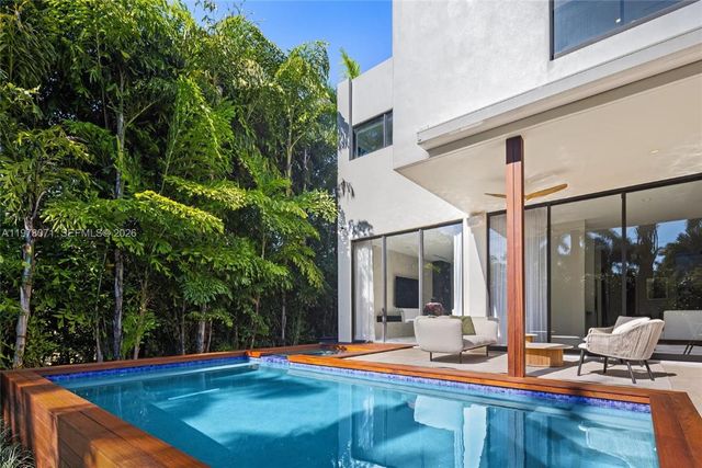 5701 N Bay Road, Miami Beach, FL 33140