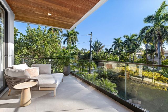 5701 N Bay Road, Miami Beach, FL 33140