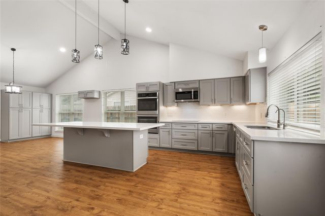 15619 Boulder Oaks Drive, Houston, TX 77084