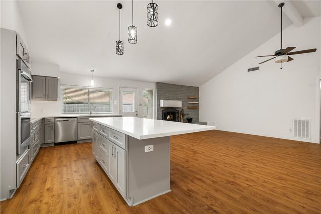 15619 Boulder Oaks Drive, Houston, TX 77084
