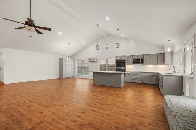 15619 Boulder Oaks Drive, Houston, TX 77084