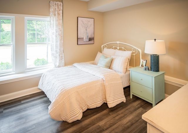 99 Sunflower Way, Plymouth, MA 02360