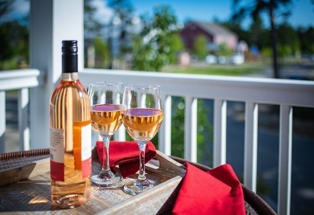 99 Sunflower Way, Plymouth, MA 02360