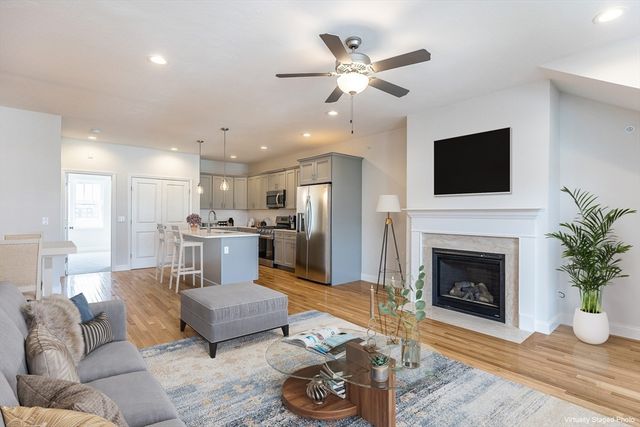 99 Sunflower Way, Plymouth, MA 02360