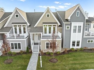 99 Sunflower Way, Plymouth, MA 02360