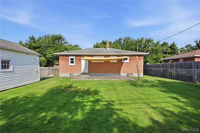 85 Emerson Drive, Amherst, NY 14226
