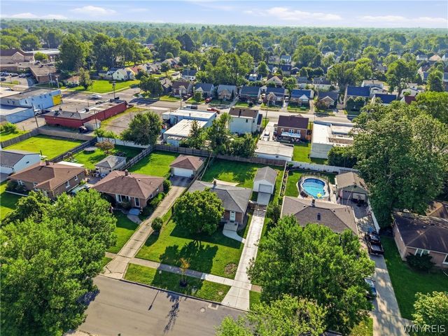 85 Emerson Drive, Amherst, NY 14226