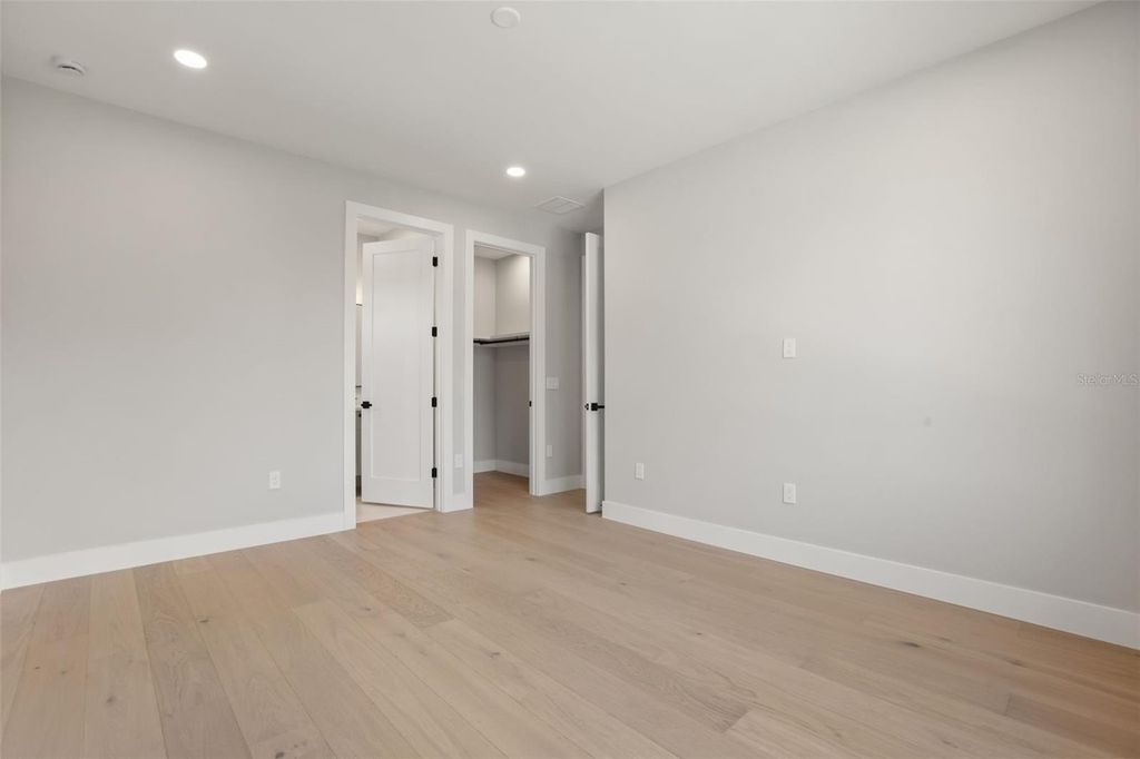 Image 36 of property listing at 1326 W NEW HAMPSHIRE STREET, Orlando, FL 32804