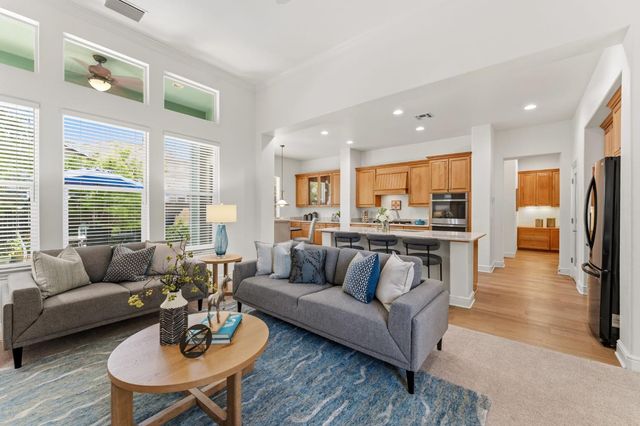 2800 Ingleton Ln, Sacramento, CA 95835