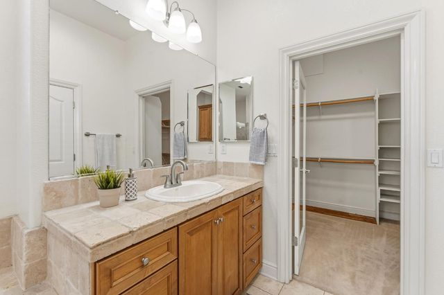 2800 Ingleton Ln, Sacramento, CA 95835