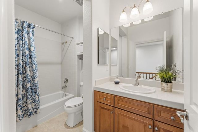 2800 Ingleton Ln, Sacramento, CA 95835