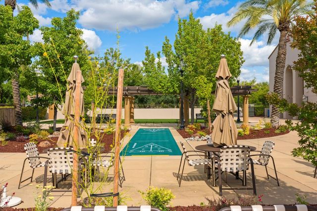 2800 Ingleton Ln, Sacramento, CA 95835