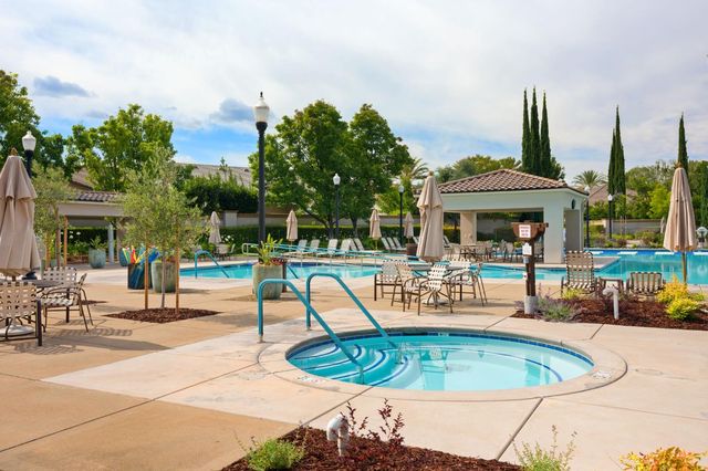 2800 Ingleton Ln, Sacramento, CA 95835