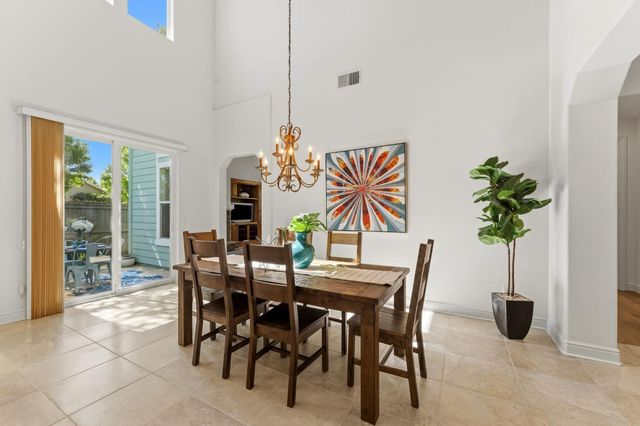 2800 Ingleton Ln, Sacramento, CA 95835