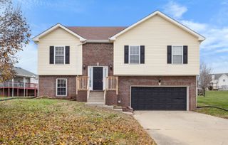 2609 Limerick Ln, Clarksville, TN 37042