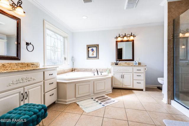 709 W Pine Street, Erath, LA 70533