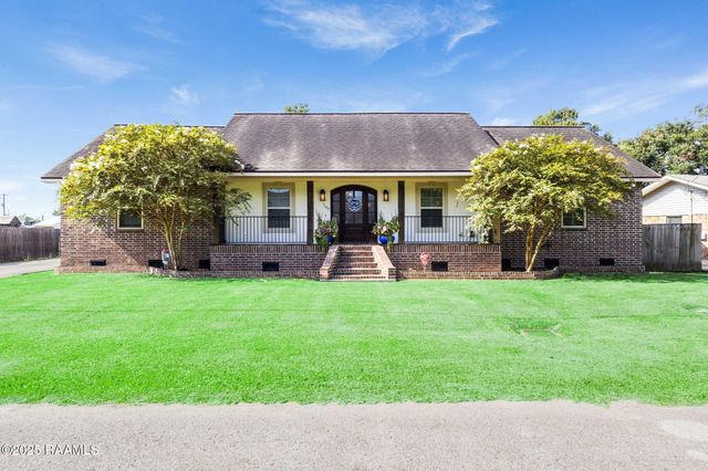 709 W Pine Street, Erath, LA 70533