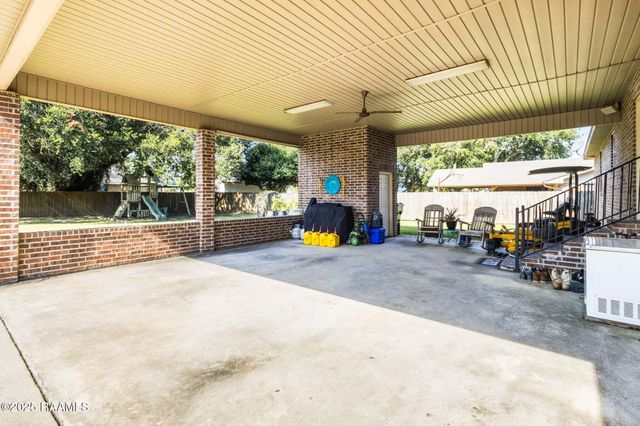709 W Pine Street, Erath, LA 70533