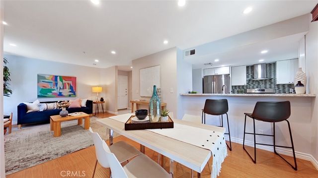 522 W Stocker 6, Glendale, CA 91202