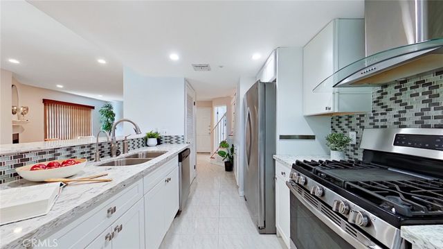 522 W Stocker 6, Glendale, CA 91202
