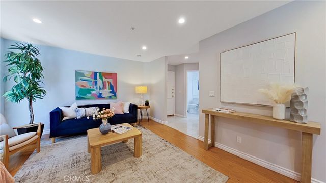 522 W Stocker 6, Glendale, CA 91202