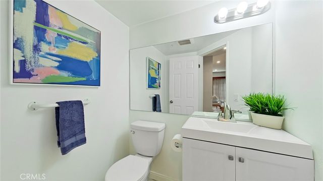 522 W Stocker 6, Glendale, CA 91202