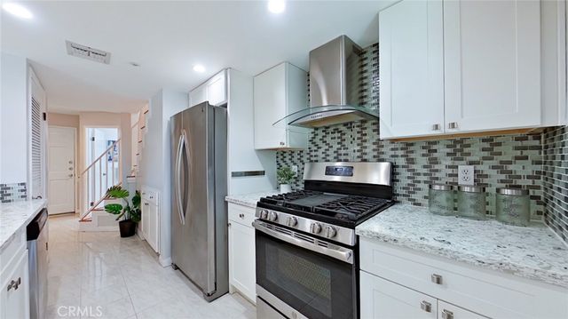 522 W Stocker 6, Glendale, CA 91202
