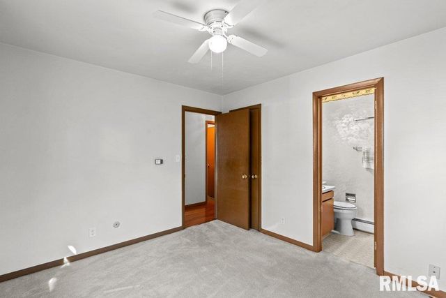 4718 20TH Avenue, Moline, IL 61265