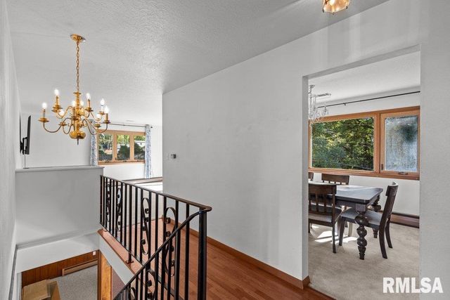 4718 20TH Avenue, Moline, IL 61265