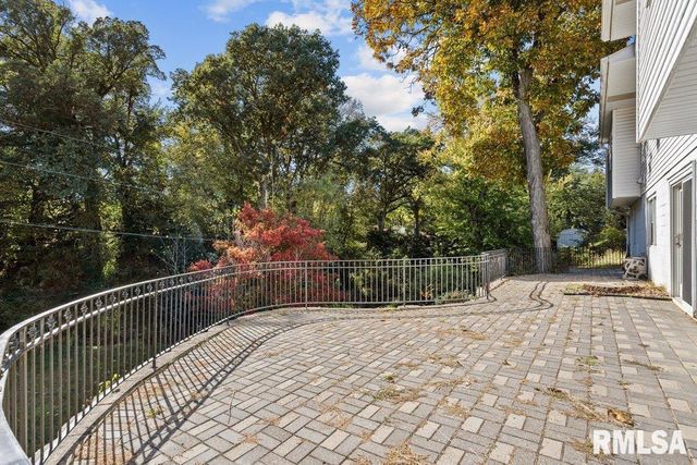 4718 20TH Avenue, Moline, IL 61265