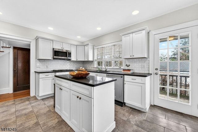 170 Christopher St, Montclair Twp., NJ 07042