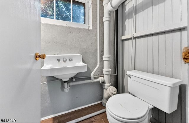 170 Christopher St, Montclair Twp., NJ 07042