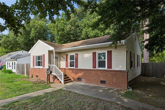 612 Sun CT, Newport News, VA 23605