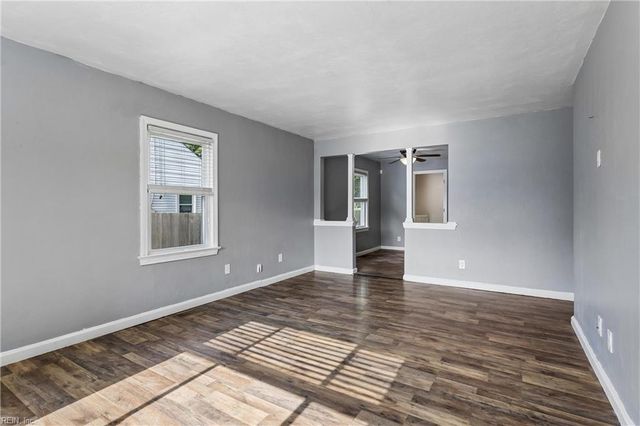 612 Sun CT, Newport News, VA 23605