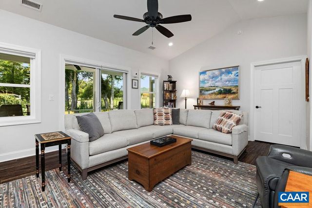 80 APPLE BLOSSOM CT, Nellysford, VA 22958