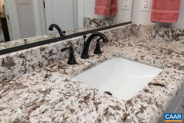 80 APPLE BLOSSOM CT, Nellysford, VA 22958