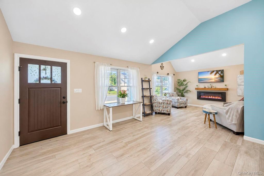 1435 Brooklyn Boulevard, Bay Shore, NY 11706 — photo 4