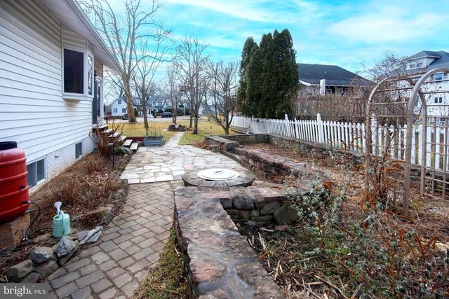 14 WILLIAMS LN, Hatboro, PA 19040