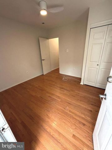 2340 CHRISTIAN ST, Philadelphia, PA 19146