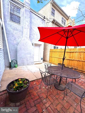 2340 CHRISTIAN ST, Philadelphia, PA 19146