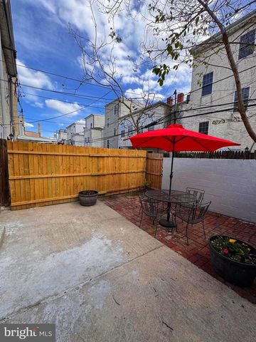 2340 CHRISTIAN ST, Philadelphia, PA 19146