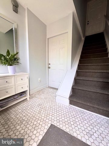 2340 CHRISTIAN ST, Philadelphia, PA 19146