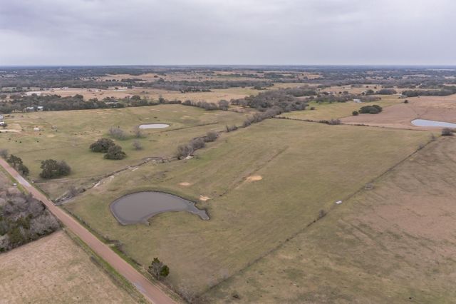 1747 E Old Hallettsville Road, Flatonia, TX 78941