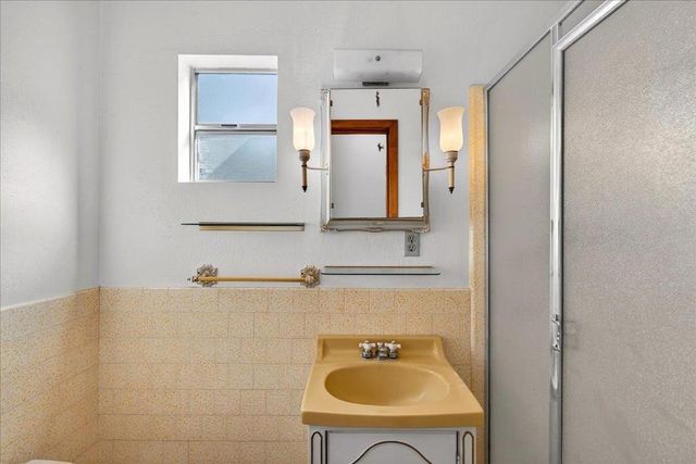 7429 Alexander Street, Gilroy, CA 95020